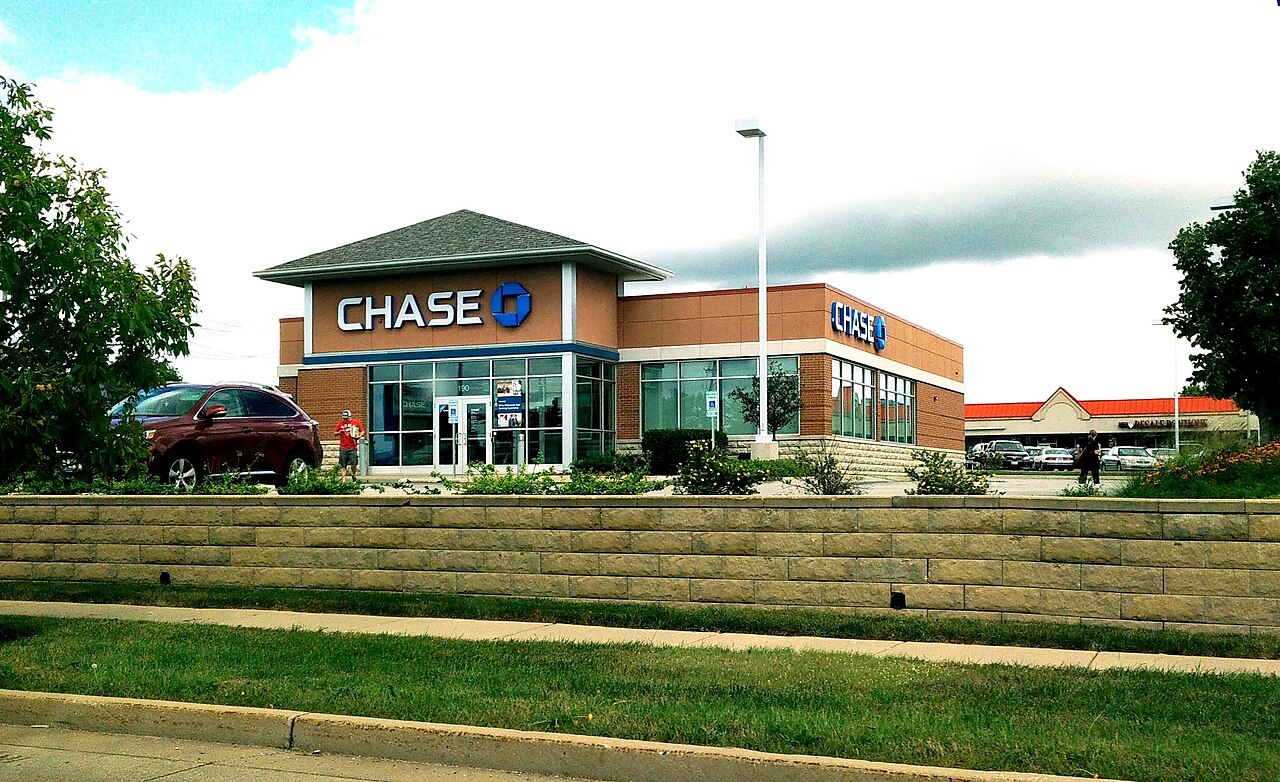 Switching Banks Without Breaking Your Autopay