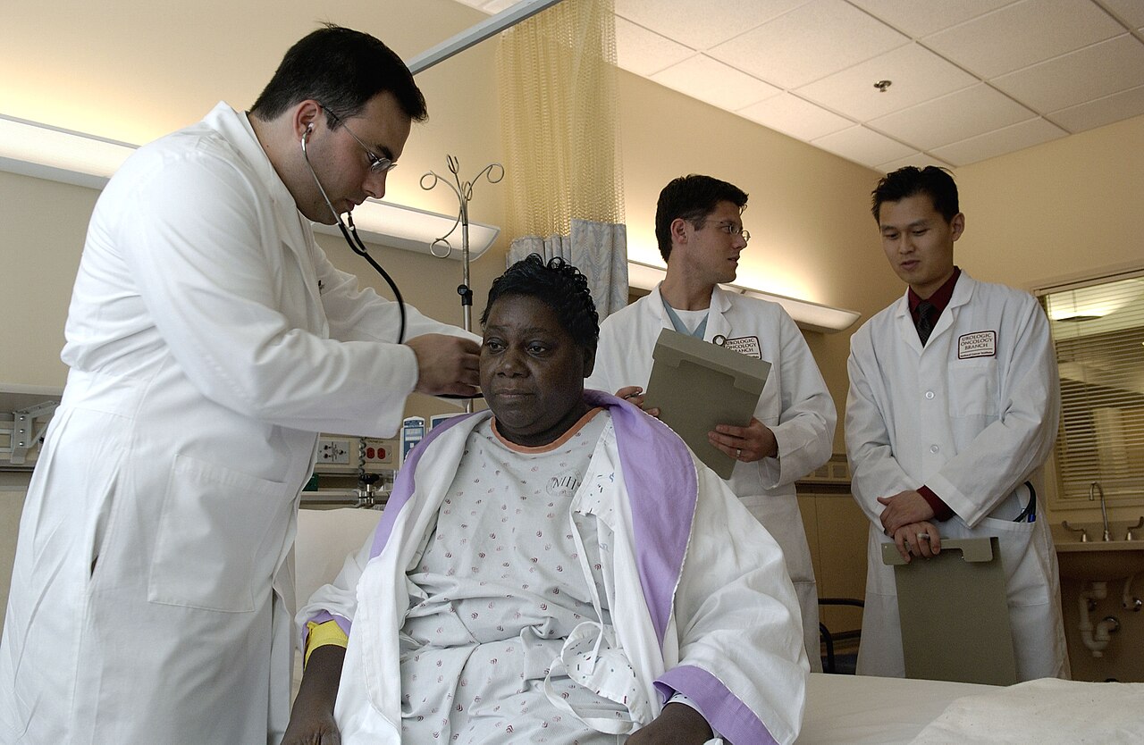 Medigap or Medicare Advantage: The Real Choice